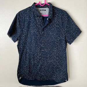 Kenneth Cole Reaction Men’s Navy Print Shirt size M EUC